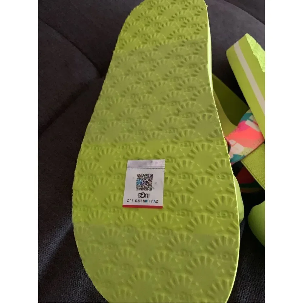 UGG unisex child